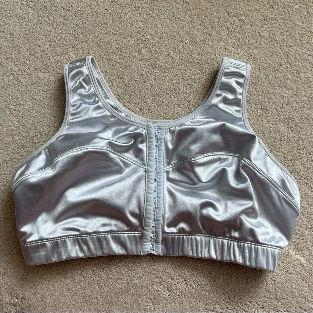 Enell Full Coverage High Impact Sports Bra White Size 4